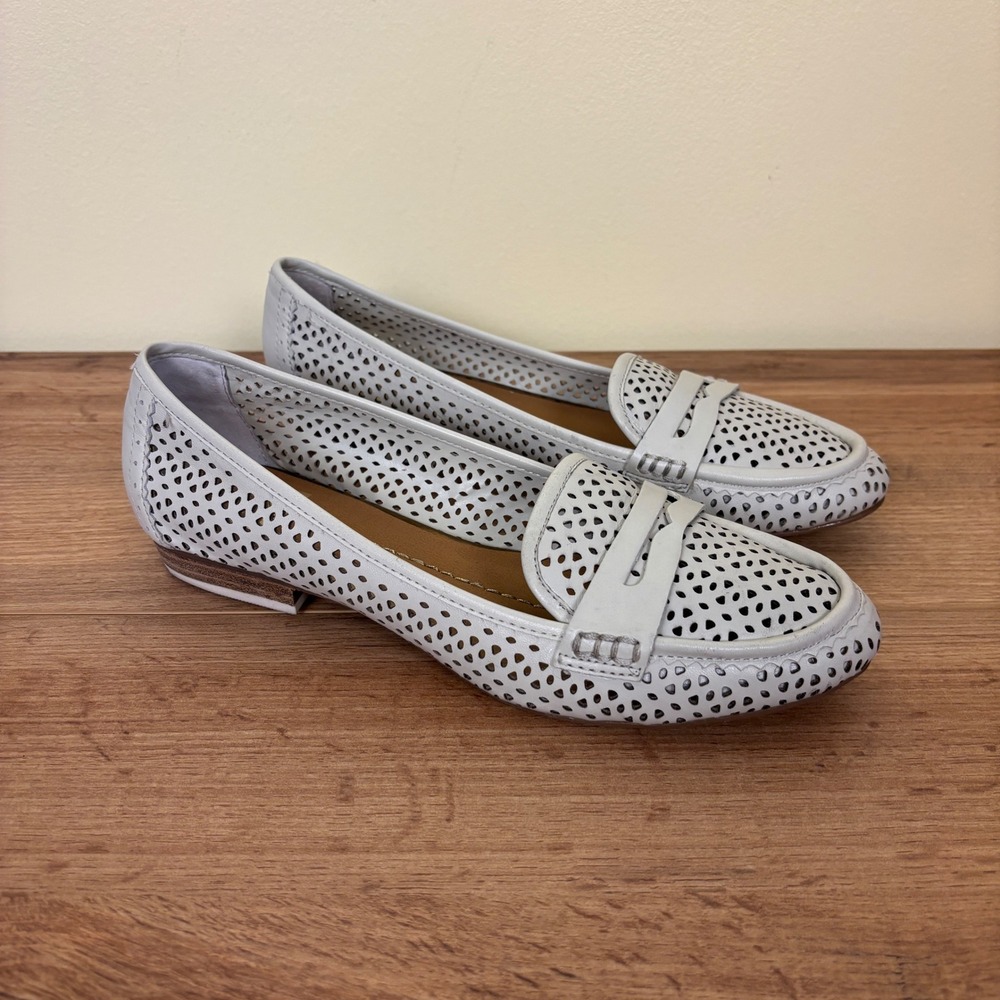 DOLCE VITA Perforated Penny Loafers White Women Size 9 Leather Low Heel Slip-On
